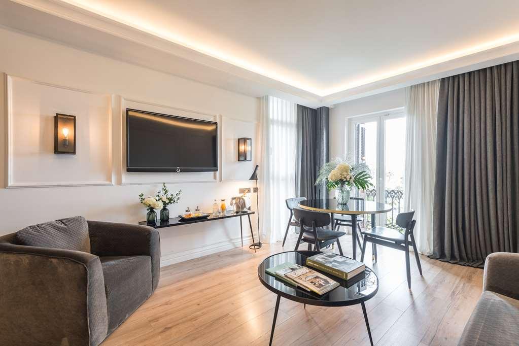 Hotel Serras 5*